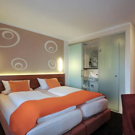 Vierjahreszeiten Vendégház 3*